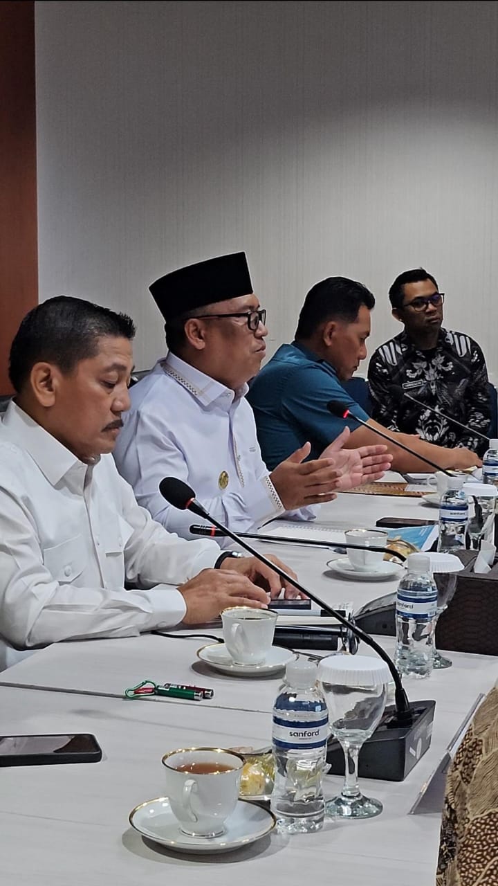 Pimpin Rakor, Wagub Nyanyang Tegaskan Optimalisasi Penerimaan dari Labuh Jangkar