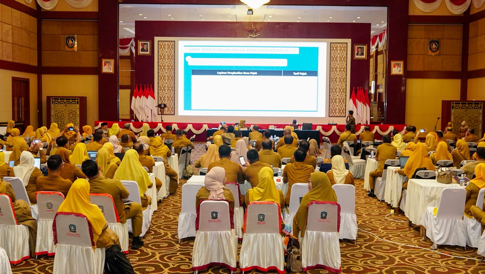 Pj Sekda Luki Buka Rapat Asistensi Pemahaman Perhitungan PPh 21