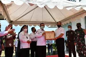 Resmikan Pungutan Labuh Jangkar Pertama Di Kepri -Ansar Pastikan APBD Kepri Bertambah