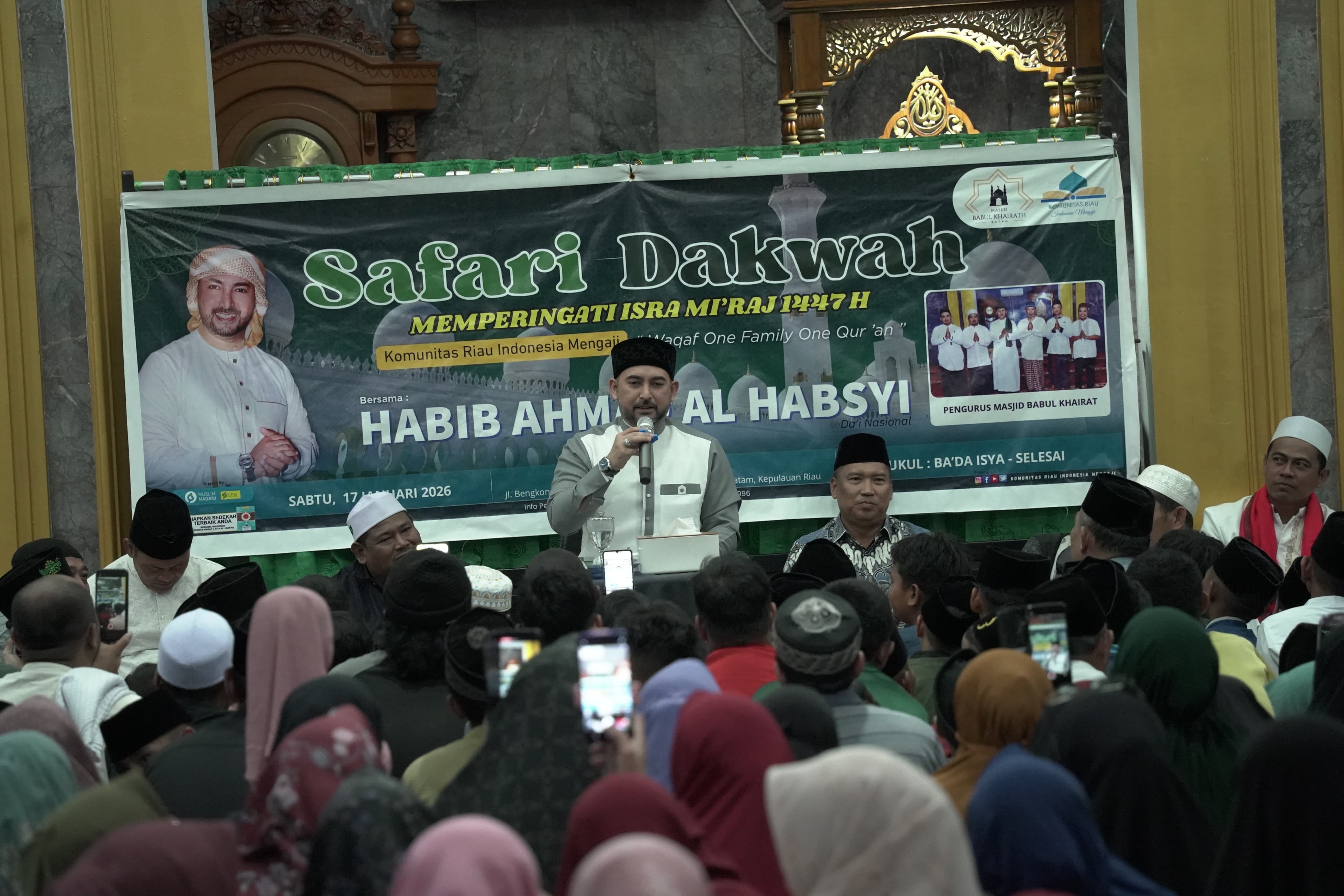 Wagub Nyanyang Peringati Isra Mi'raj di Masjid Babul Khairat Bengkong Indah Batam
