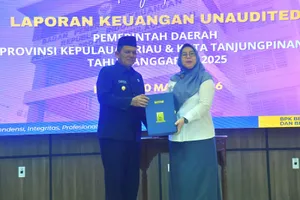 Gubernur Ansar Serahkan Laporan Keuangan Unaudited Tahun Anggaran 2025 ke BPK Kepri