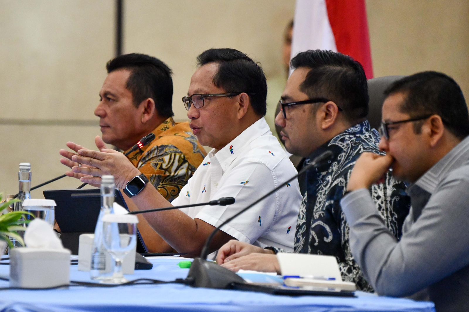 Mendagri Buka Rakor Pemerintahan Se Sumatera 2025 di Kota Batam