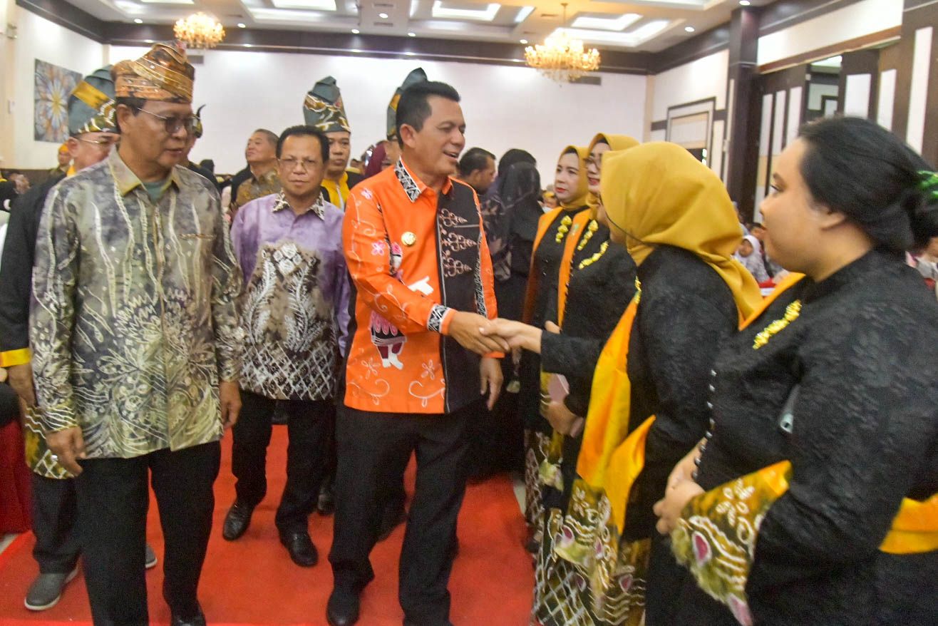 Hadiri Pelantikan KBB Banjar, Ansar Ahmad Ajak Bersama Membangun Kepri