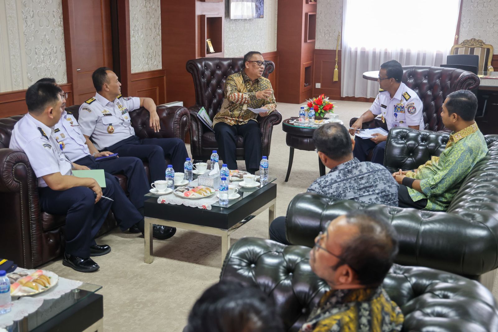 Wagub Kepri Terima Bakamla RI, Bahas Penguatan Keamanan Laut ALKI I dan Perbatasan