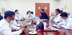 Gubernur Ansar Ingatkan Jajaran Pegawai RSUD RAT Untuk  Tetap Prima Dalan Melayani  Pasien