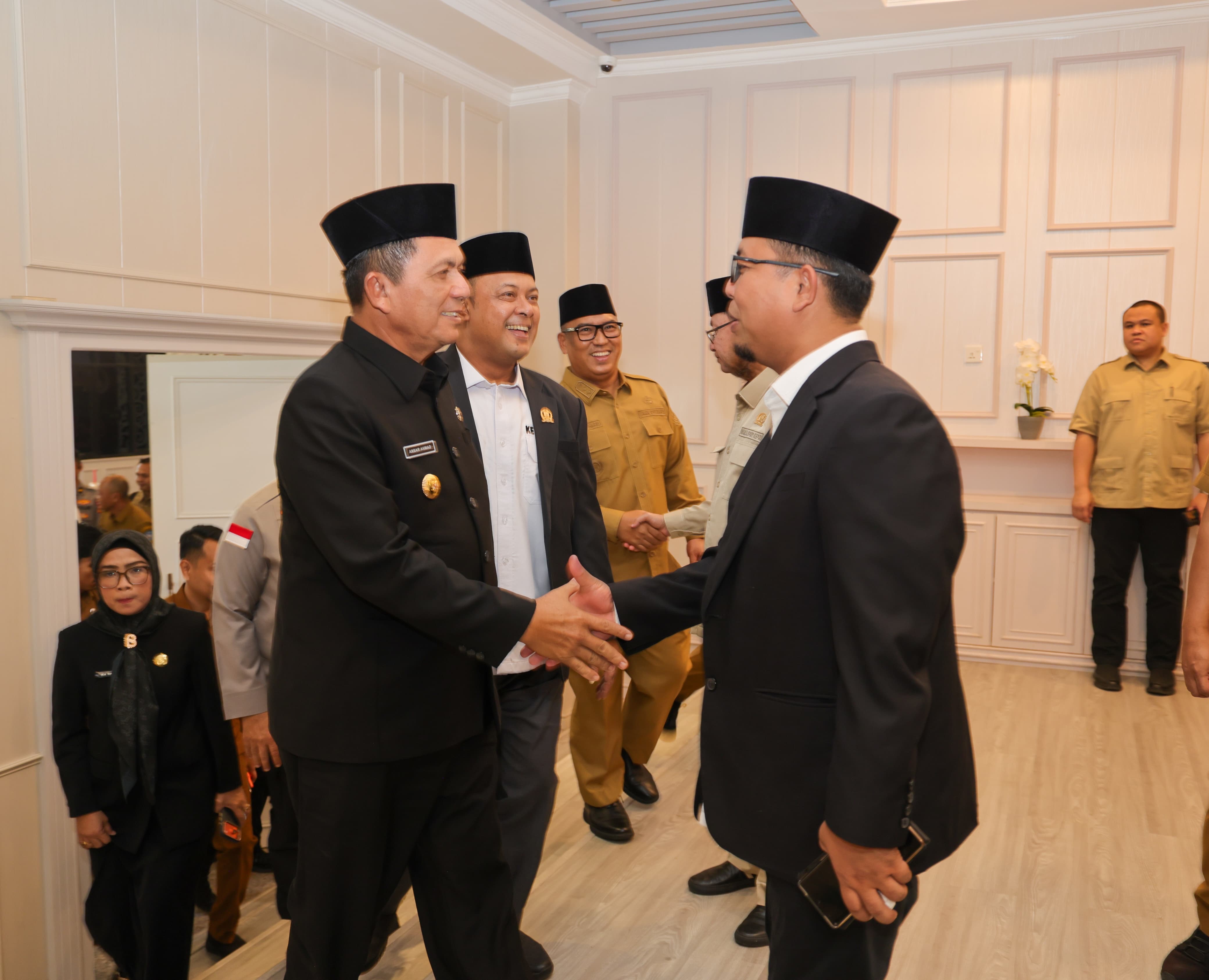 Gubernur Ansar Sampaikan Nota Pengantar LKPJ 2025 di DPRD Kepri