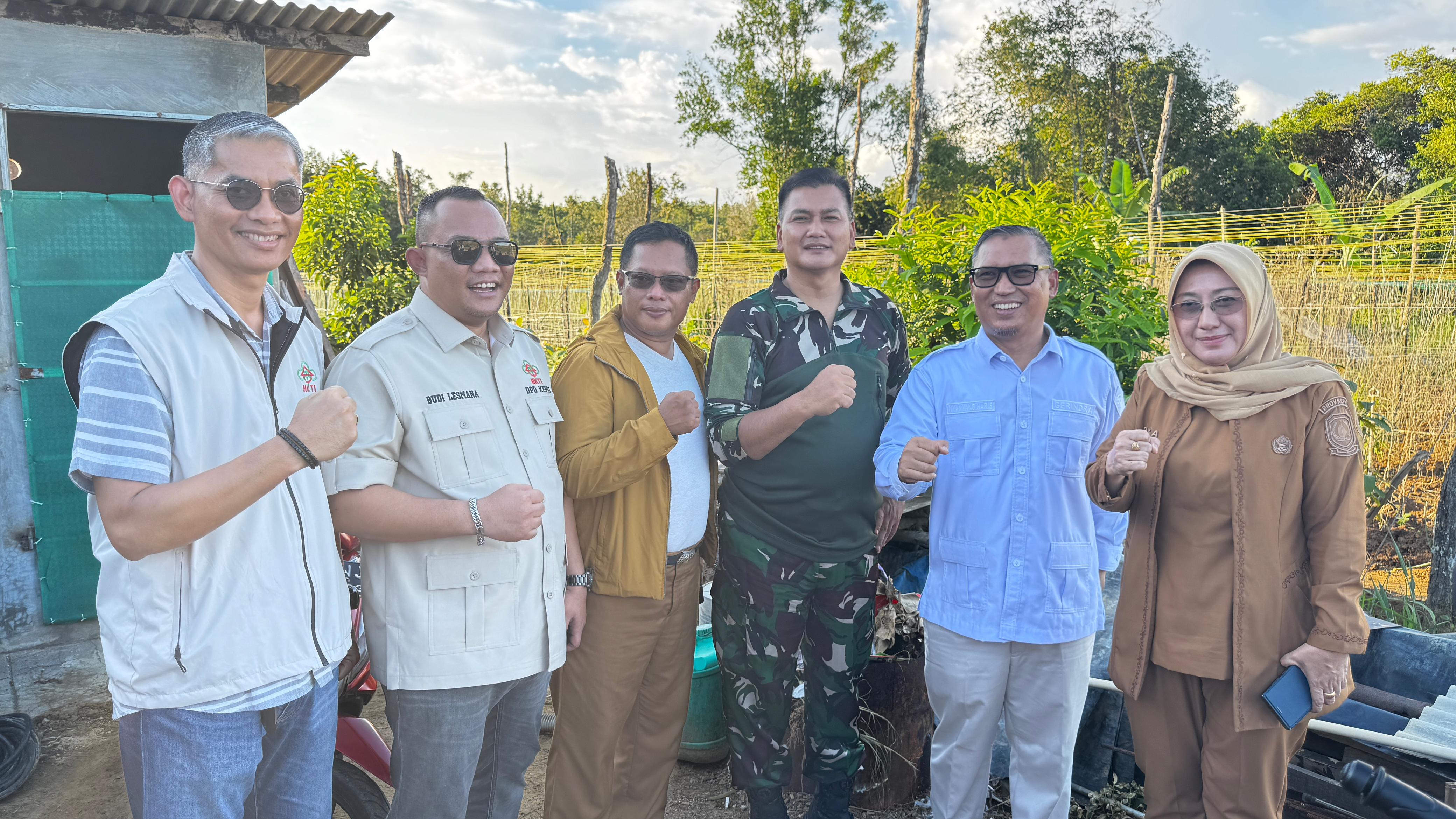 Dr. Rika Azmi Dampingi Wagub Kepri Tinjau Lahan Pertanian Kogabwilhan I