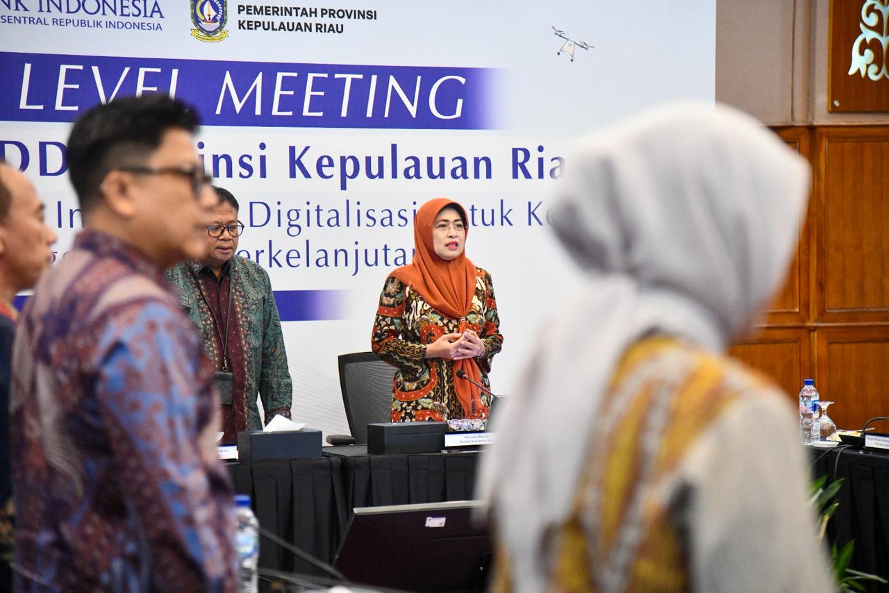 Sekdaprov Misni Dorong Penguatan Sinergi TPID dan TP2DD Hadapi Tantangan Inflasi Kepulauan