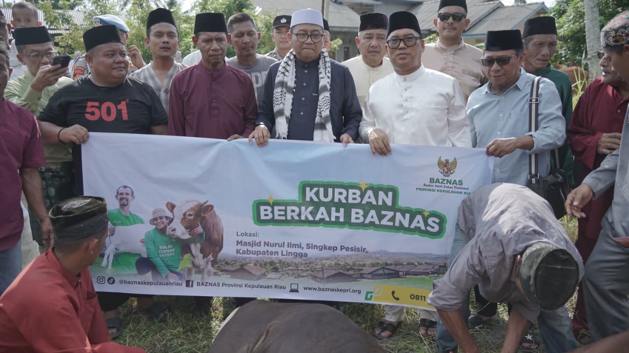 Wagub Nyanyang Salat Iduladha Bersama Masyarakat Lingga, Ajak Perkuat Nilai Pengorbanan dan Solidaritas