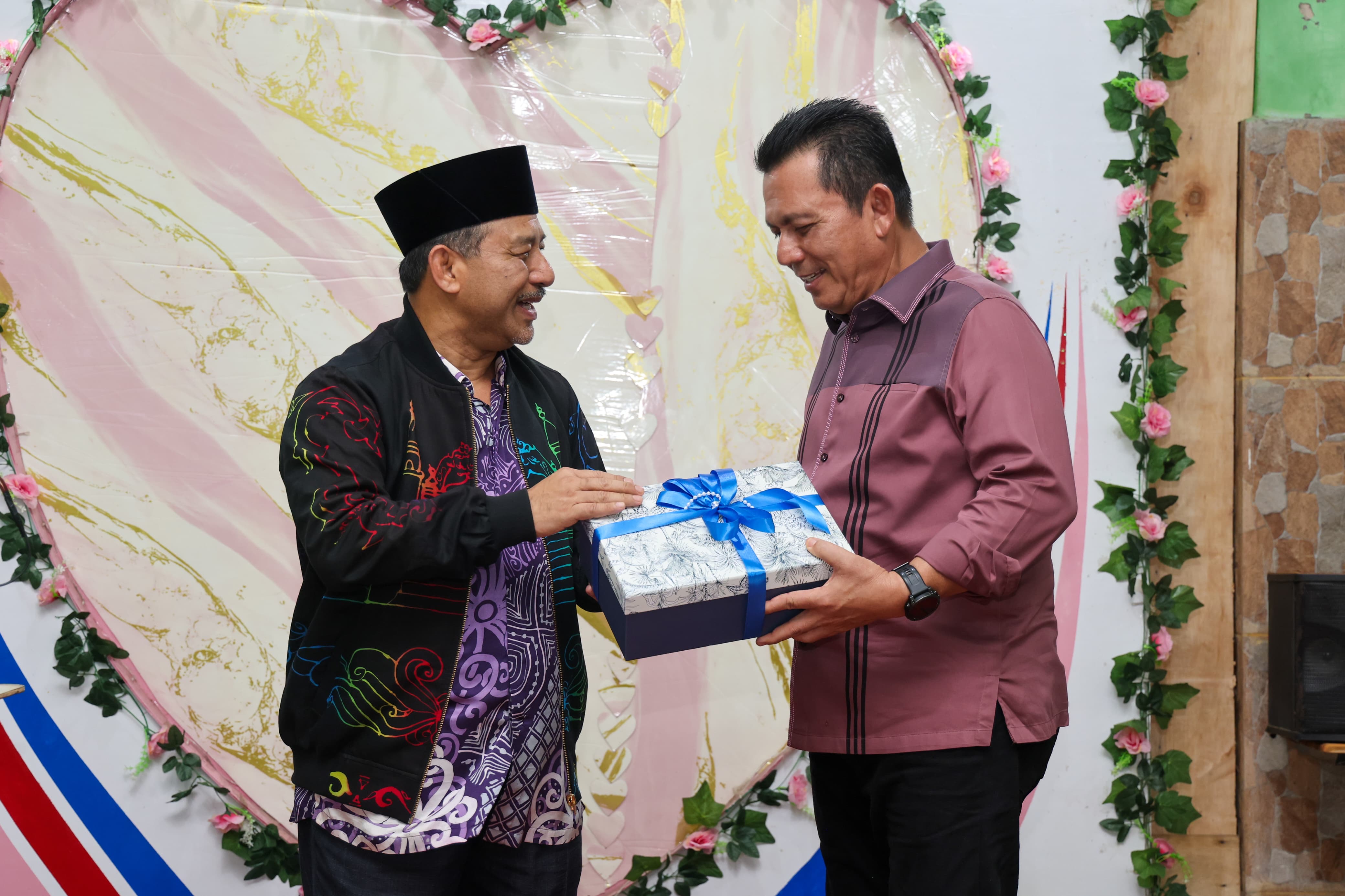 Gubernur Ansar Sambut Menteri Besar Kelantan di Pulau Penyengat, Perkuat Ikatan Melayu dan Nilai Keislaman