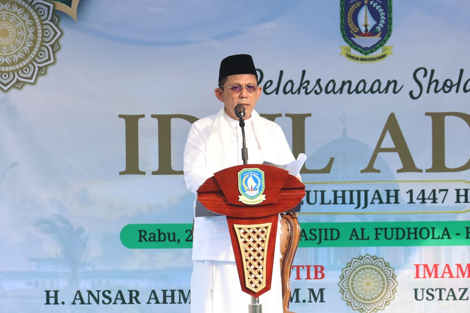 Gubernur Ansar Jadi Khatib Salat Iduladha 1447 H, Ajak Umat Muslim Ikhlas Berkurban Menuju Ketakwaan