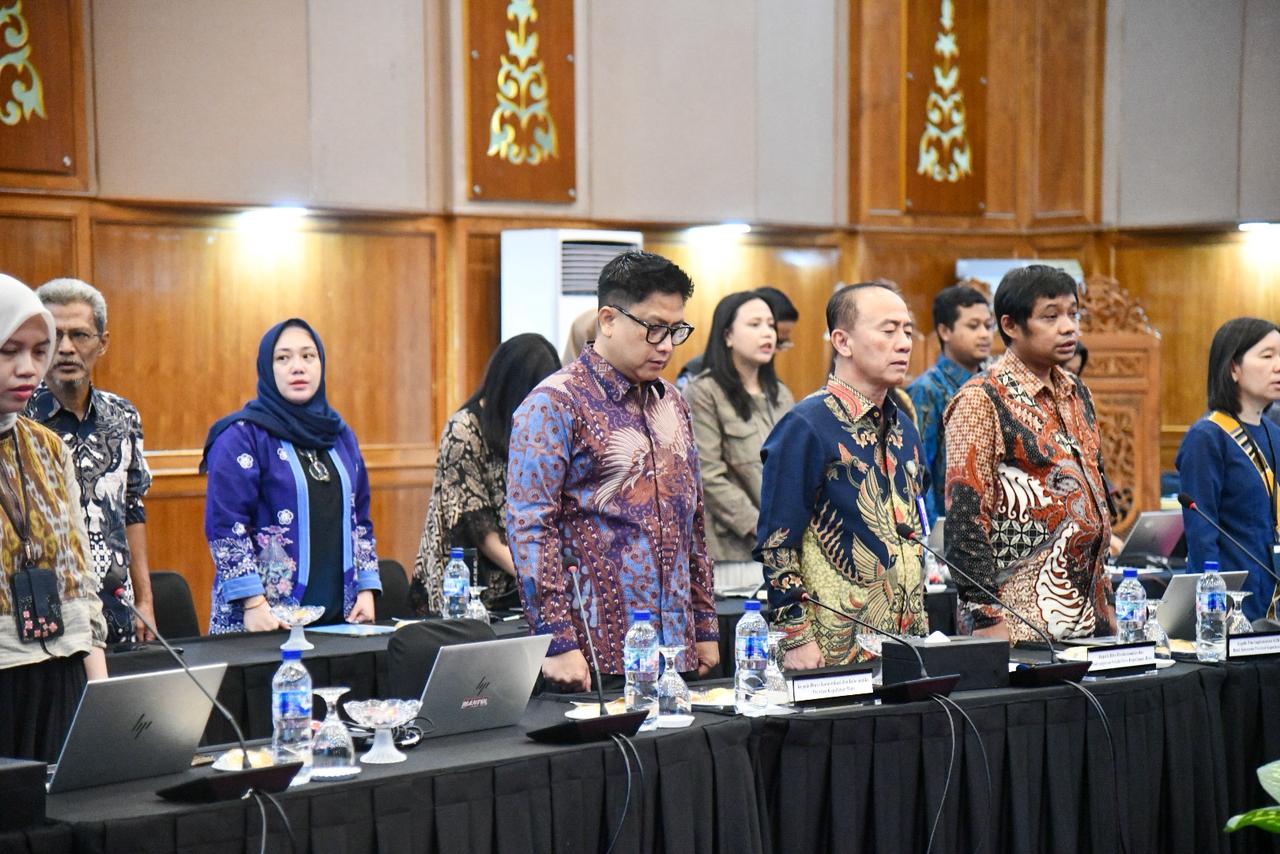 Sekdaprov Misni Dorong Penguatan Sinergi TPID dan TP2DD Hadapi Tantangan Inflasi Kepulauan
