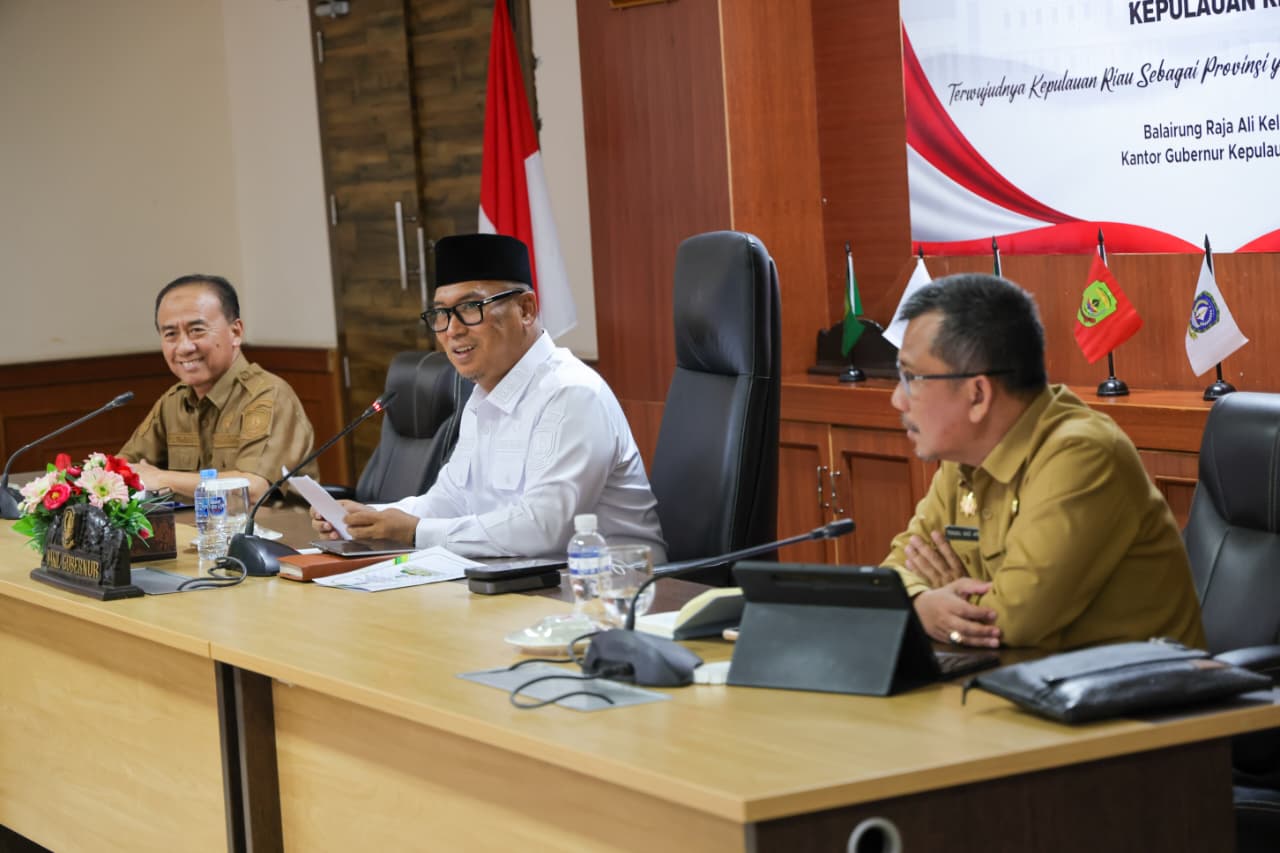 Wagub Nyanyang Tekankan Standarisasi Pelaporan BUMD untuk Dorong Transparansi dan Peningkatan PAD