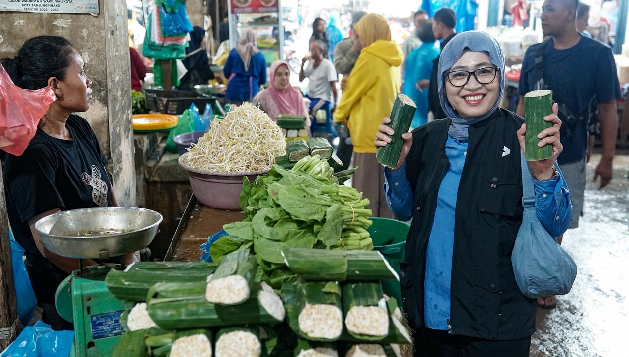 Sekda Kepri Pantau Stabilitas Harga Bahan Pokok di Pasar Bintan Center