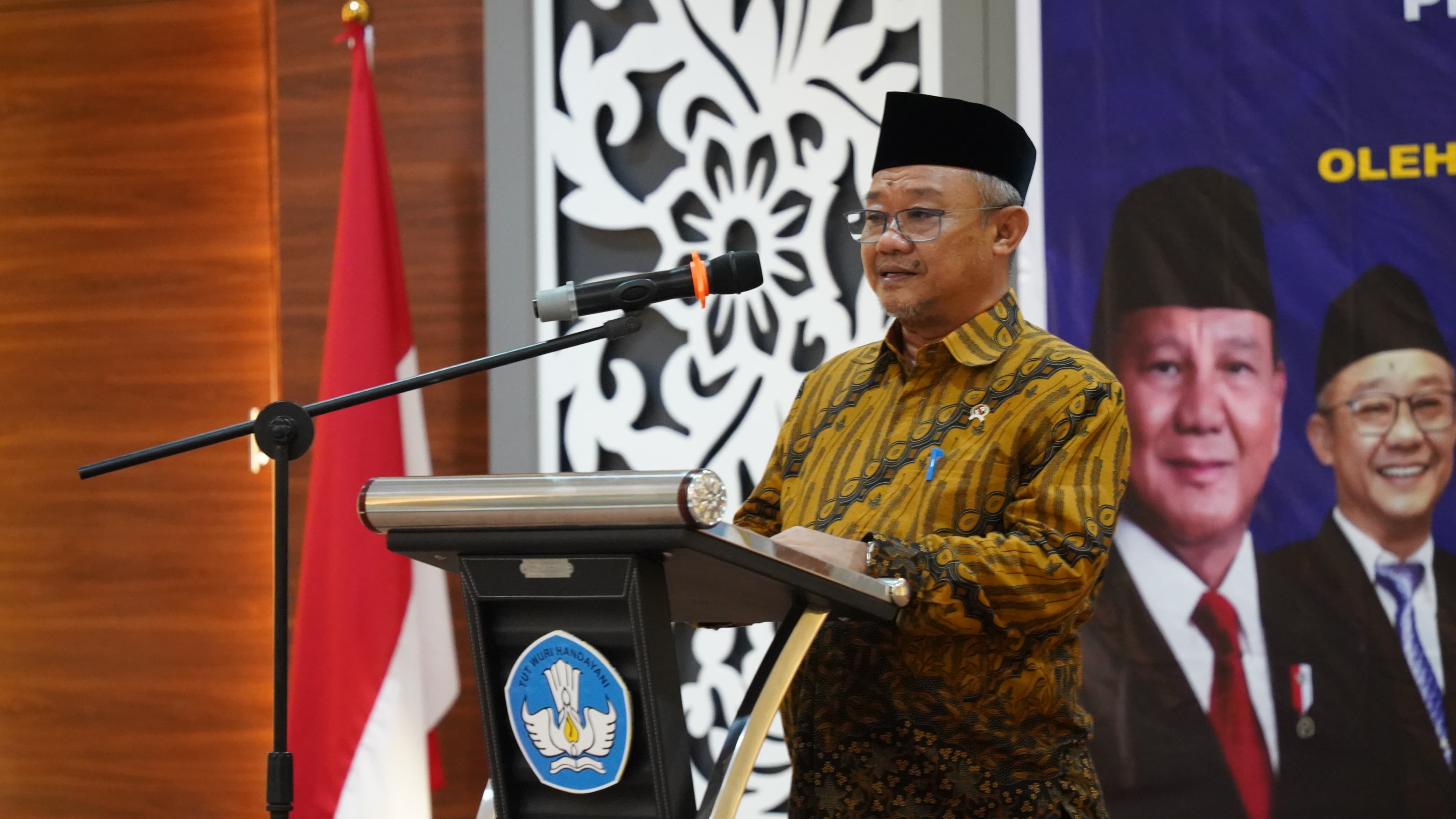Menteri Pendidikan Serahkan Bantuan Revitalisasi Sekolah di Batam, Wagub Kepri Dorong Sekolah Aman dan Nyaman