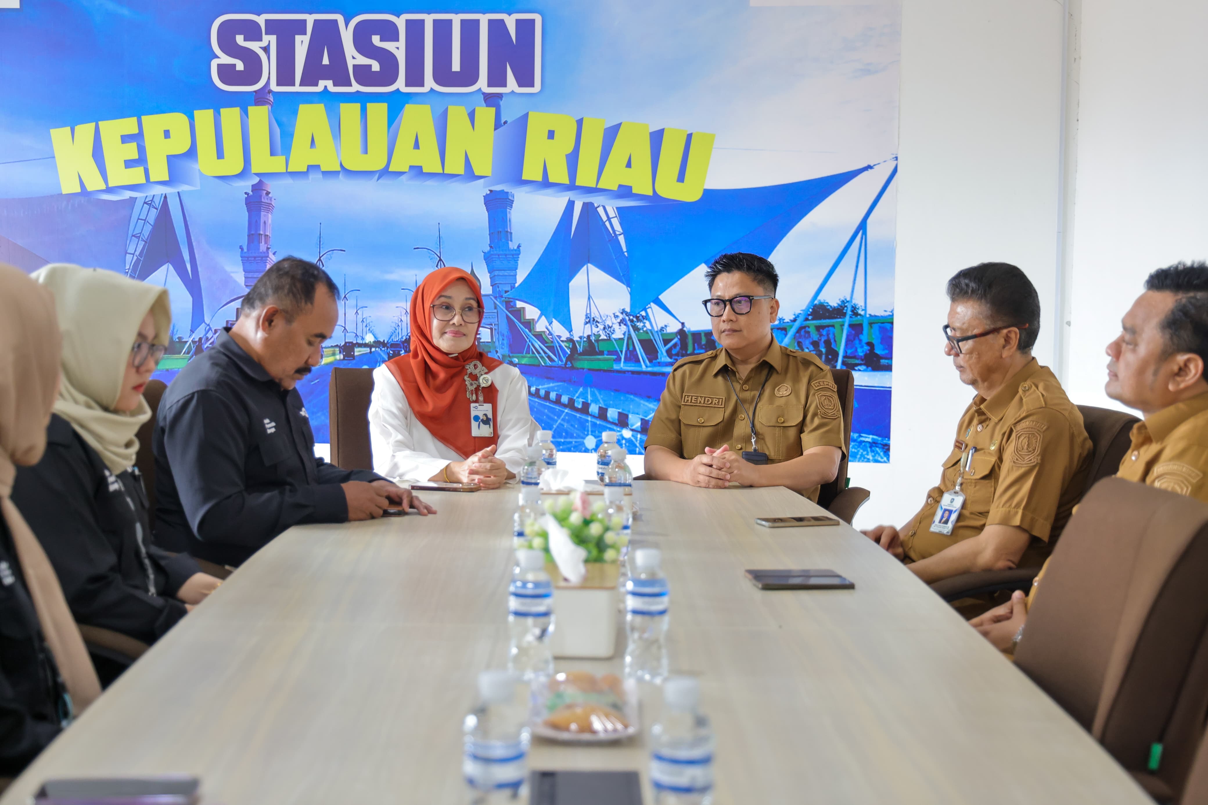 Diskominfo Kepri dan TVRI Perkuat Sinergi Informasi Publik Lewat Penandatanganan MoU
