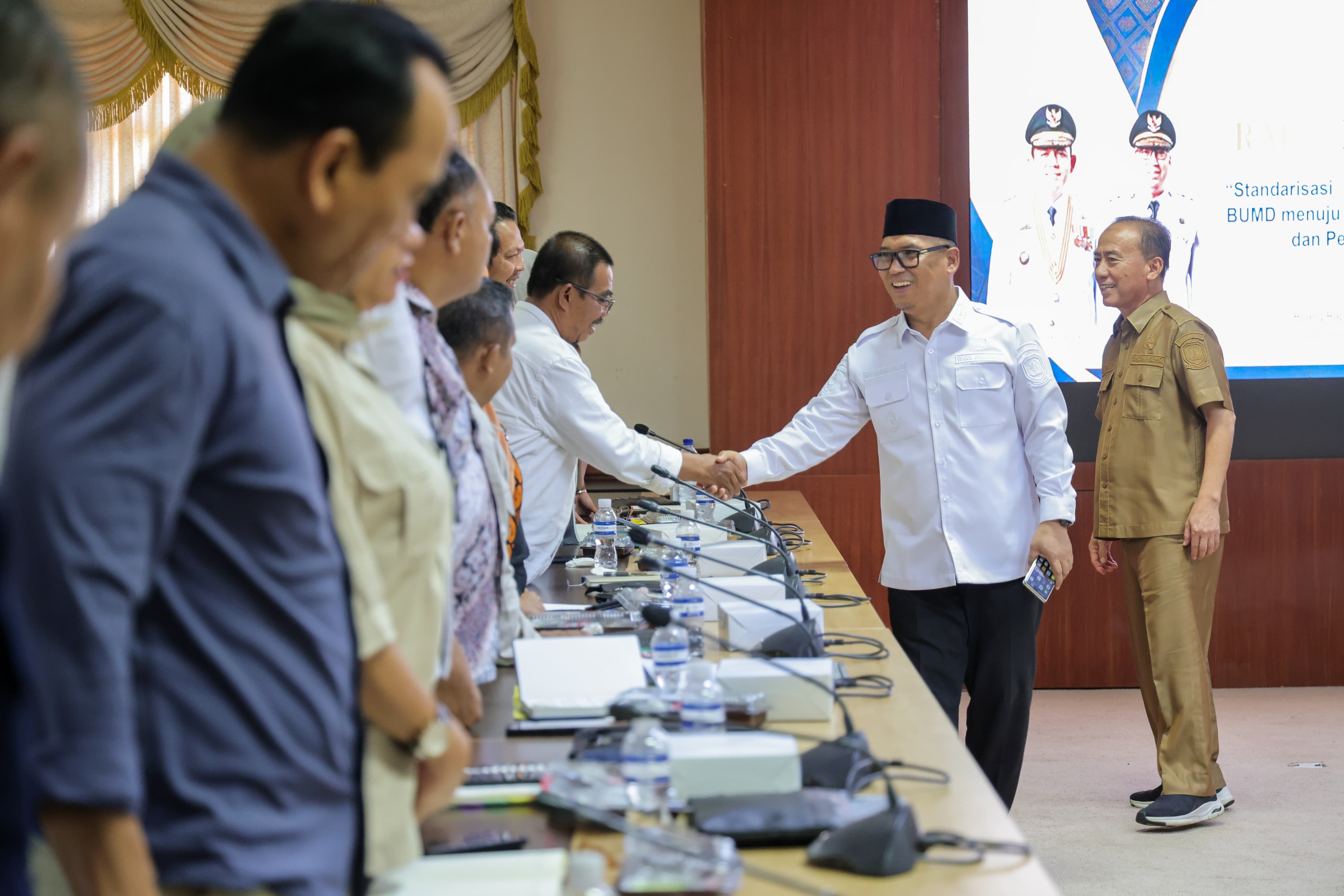Wagub Nyanyang Tekankan Standarisasi Pelaporan BUMD untuk Dorong Transparansi dan Peningkatan PAD