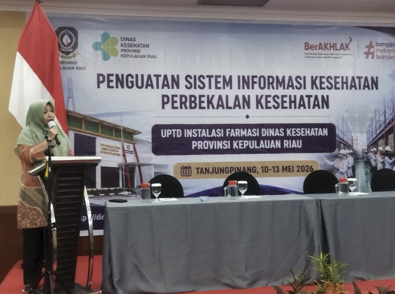 Penguatan Sistem Informasi Kesehatan Nasional Perbekalan Kesehatan, UPTD Instalasi Farmasi Dinas Kesehatan Provinsi Kepulauan Riau Perkuat Komitmen Pengelolaan Data dan Pelaporan