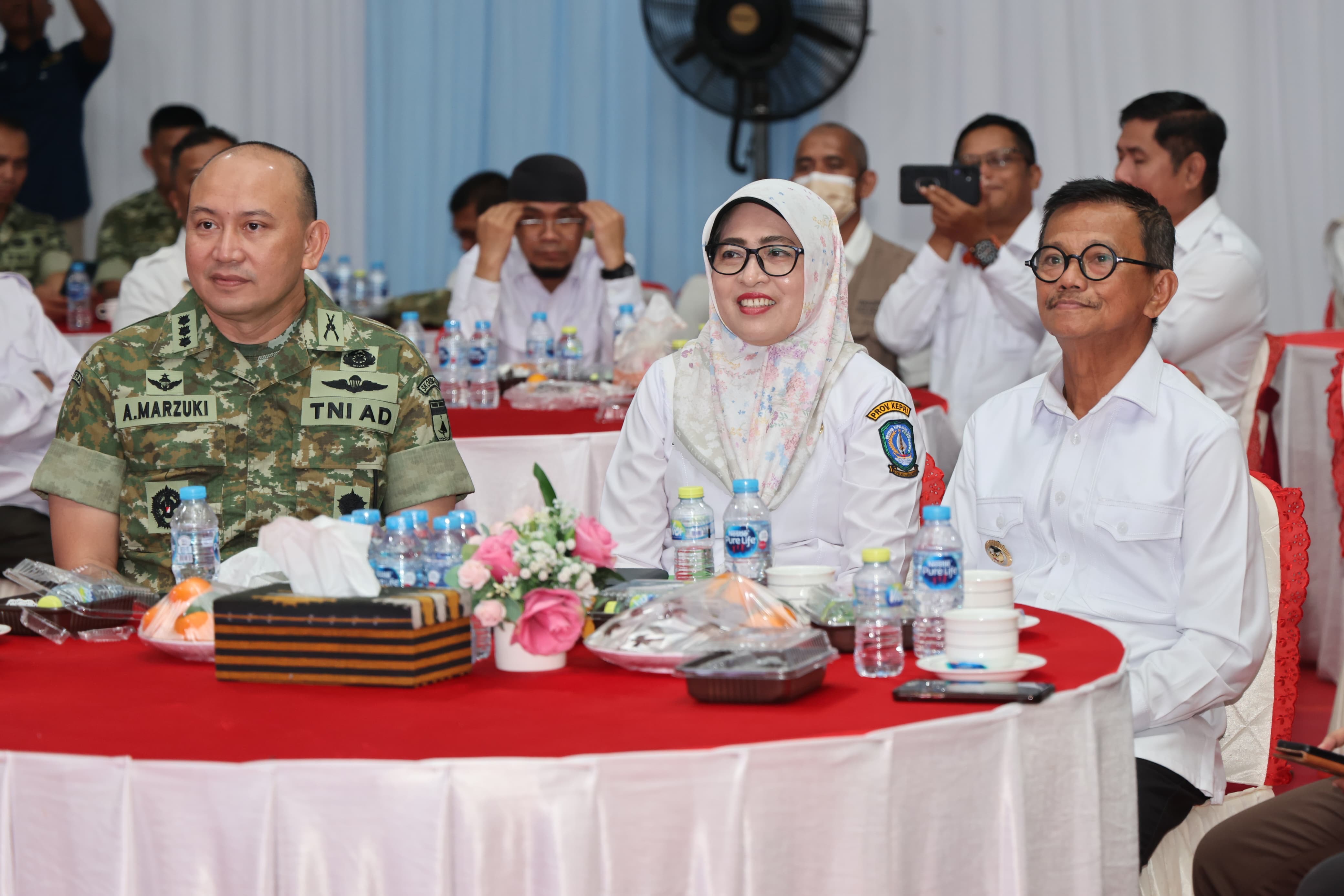 Sekda Kepri Hadiri Peresmian 1.061 Koperasi Desa/Kelurahan Merah Putih
