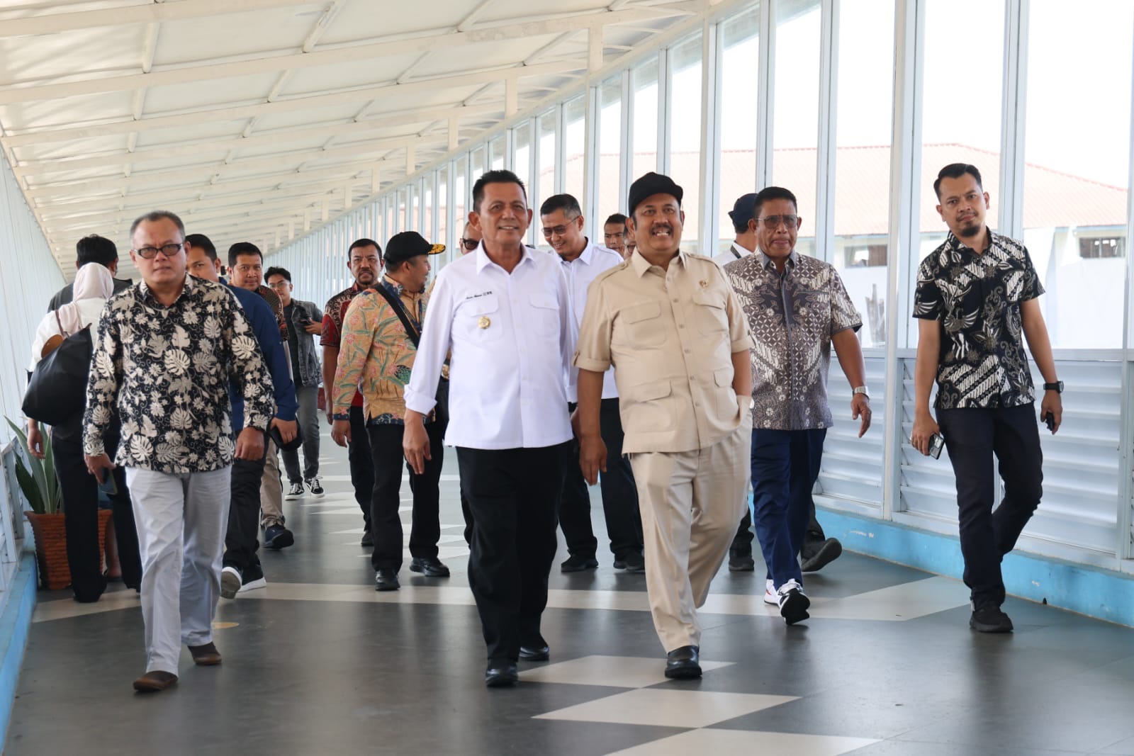 Menteri Bappenas Kagumi Potensi UMKM dan Budaya Kepri Saat Kunjungi Dekranasda dan Pulau Penyengat
