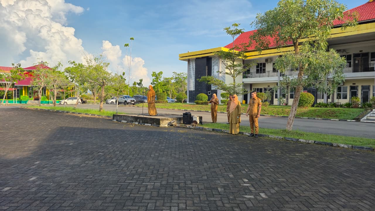 Disdik Kepri Wajibkan Pegawai Ikuti Apel Senin Pagi, Tekankan Disiplin dan Konsolidasi