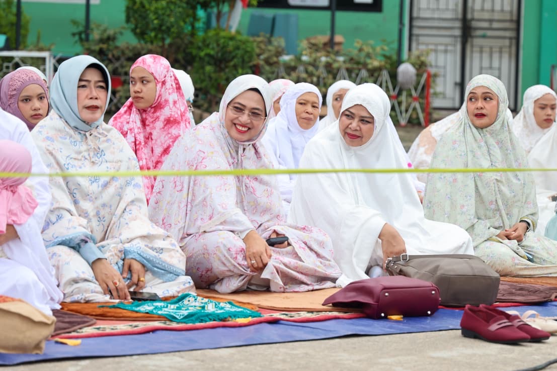 Gubernur Ansar Jadi Khatib Salat Iduladha 1447 H, Ajak Umat Muslim Ikhlas Berkurban Menuju Ketakwaan