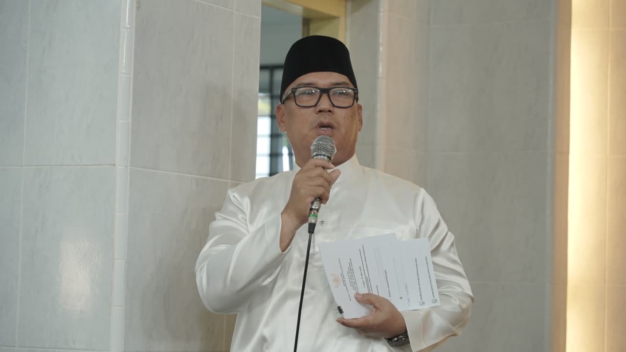 Wagub Nyanyang Salat Iduladha Bersama Masyarakat Lingga, Ajak Perkuat Nilai Pengorbanan dan Solidaritas