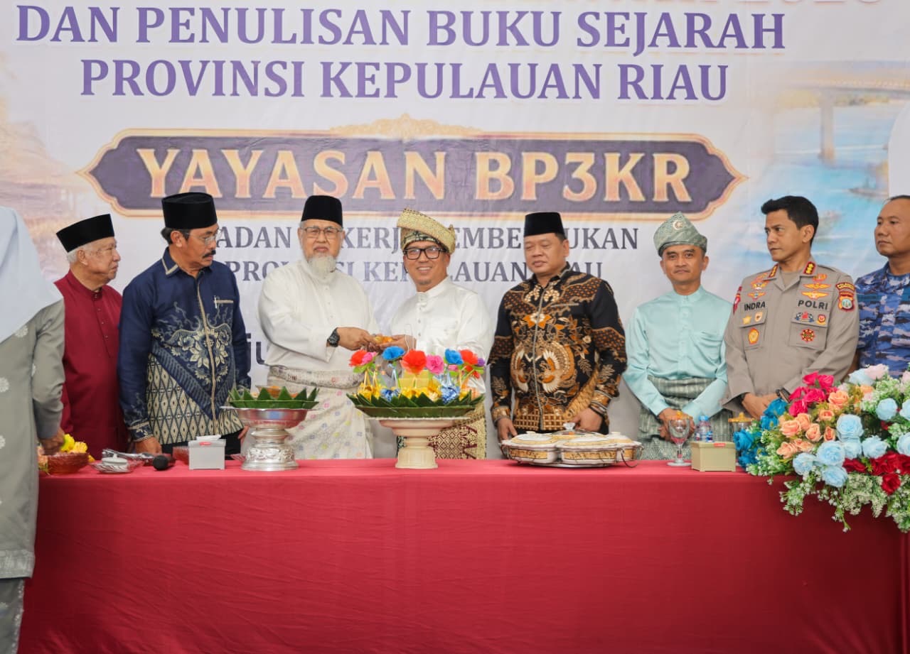 Peringatan Hari Marwah, Wagub Nyanyang Ajak Masyarakat Jaga Semangat Membangun Kepri