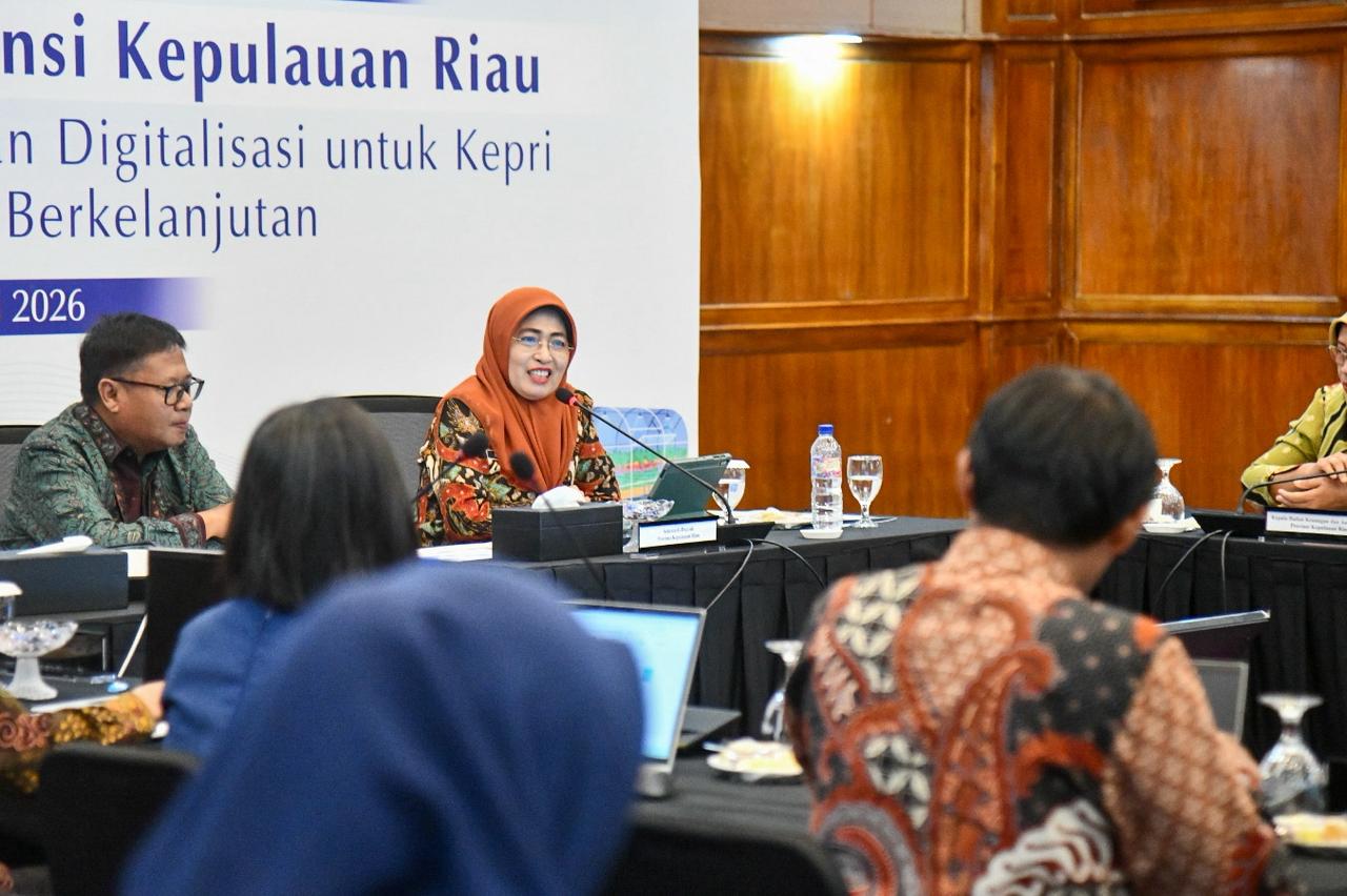 Sekdaprov Misni Dorong Penguatan Sinergi TPID dan TP2DD Hadapi Tantangan Inflasi Kepulauan
