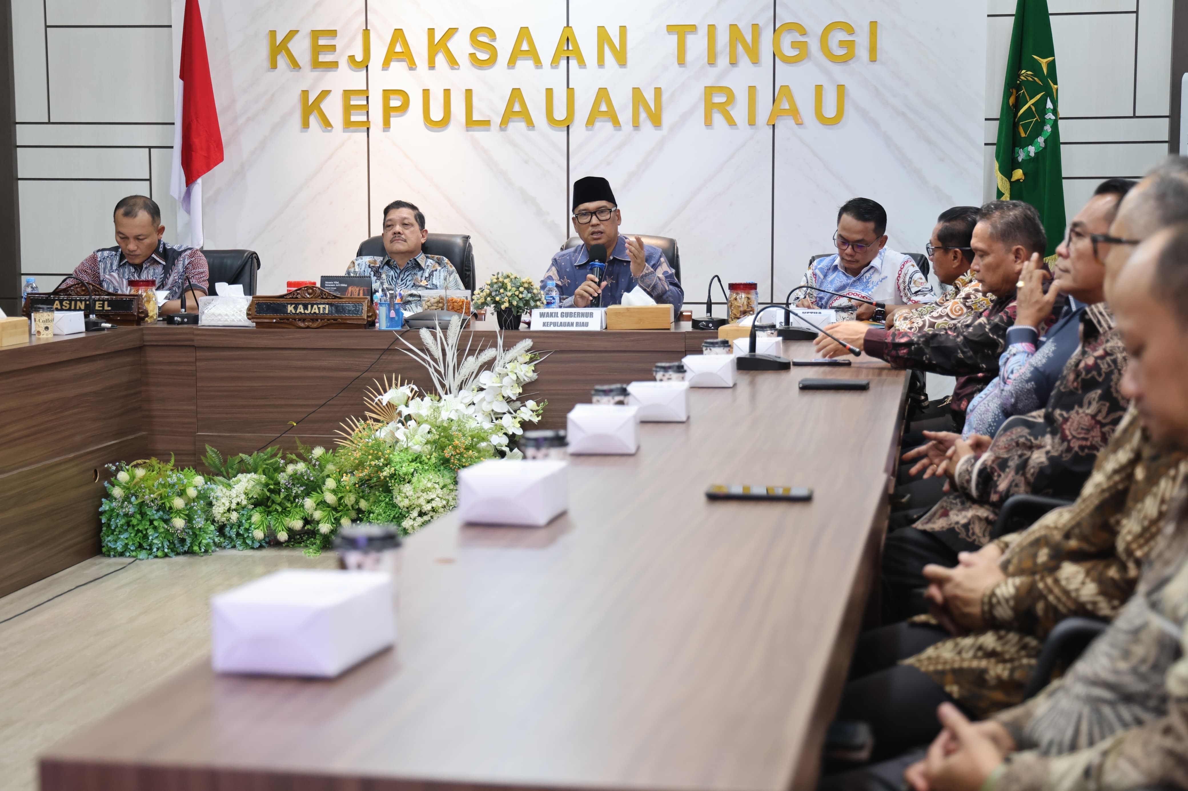 Wagub Nyanyang dan Abpednas Kepri Bangun Sinergi Bersama Kejati Kawal Pembangunan Desa