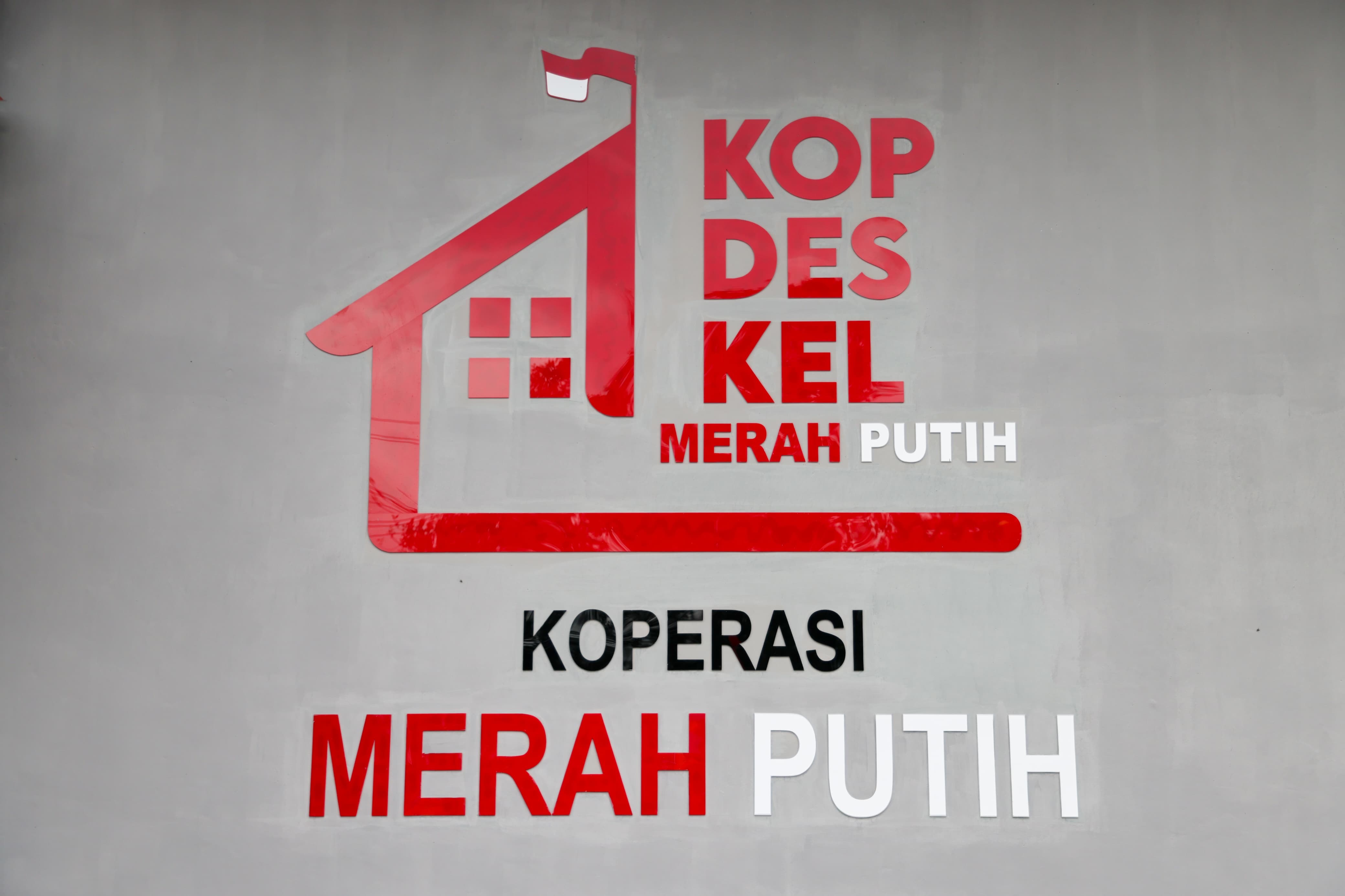 Sekda Kepri Hadiri Peresmian 1.061 Koperasi Desa/Kelurahan Merah Putih