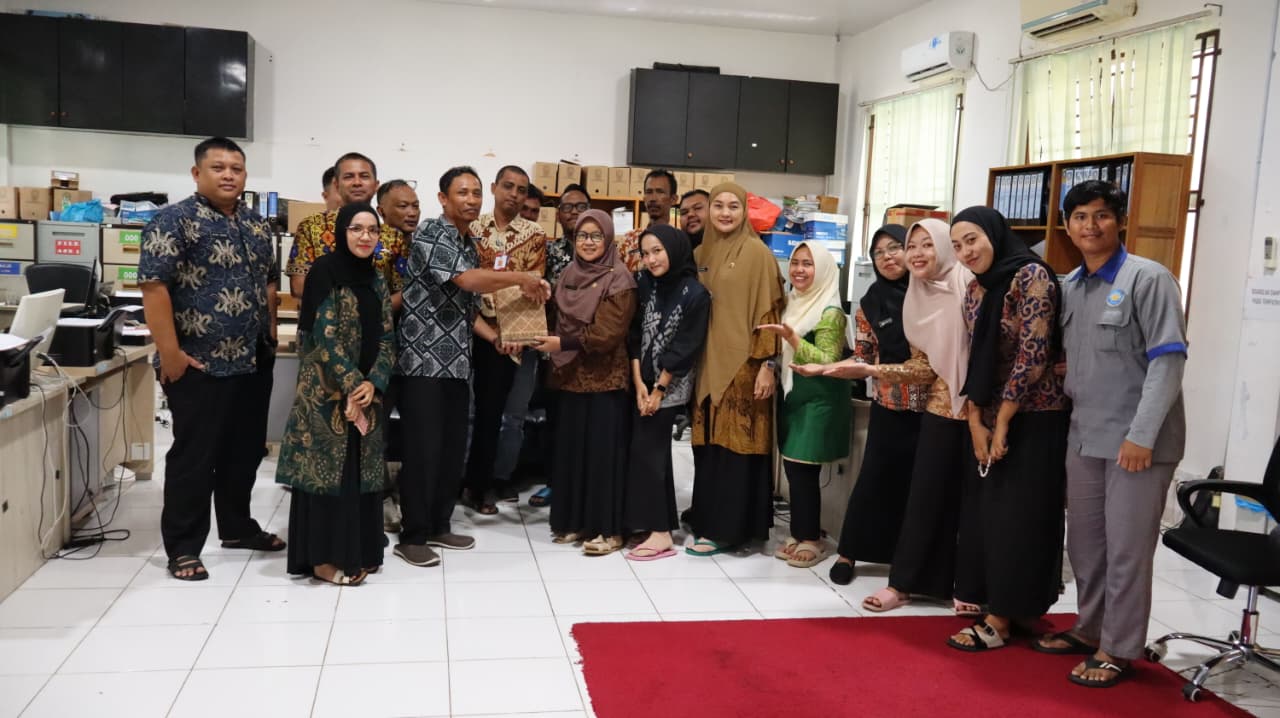 Sekretariat Umpeg Disdik Kepri Lepas Muhammad Ruswandi Kembali Bertugas di Karimun