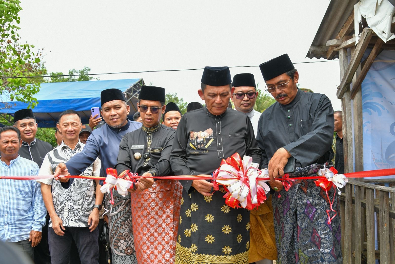 Resmikan Tambatan Perahu Nelayan Teluk Umah, Gubernur Ansar Perkuat Dukungan Infrastruktur Perikanan Karimun