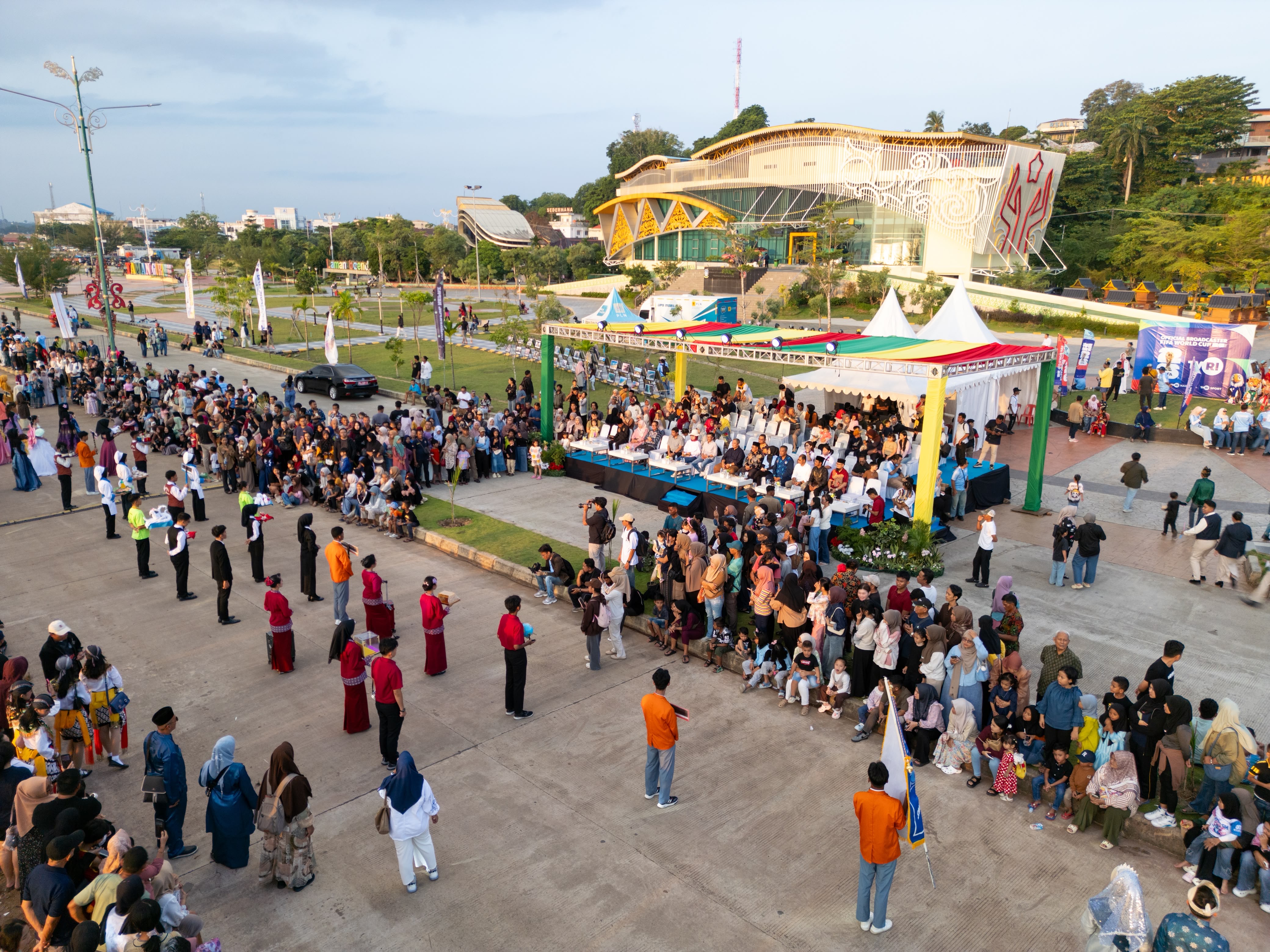 Parade Seni dan Budaya Nusantara Meriahkan Kemilau Nusantara Kepri 2026