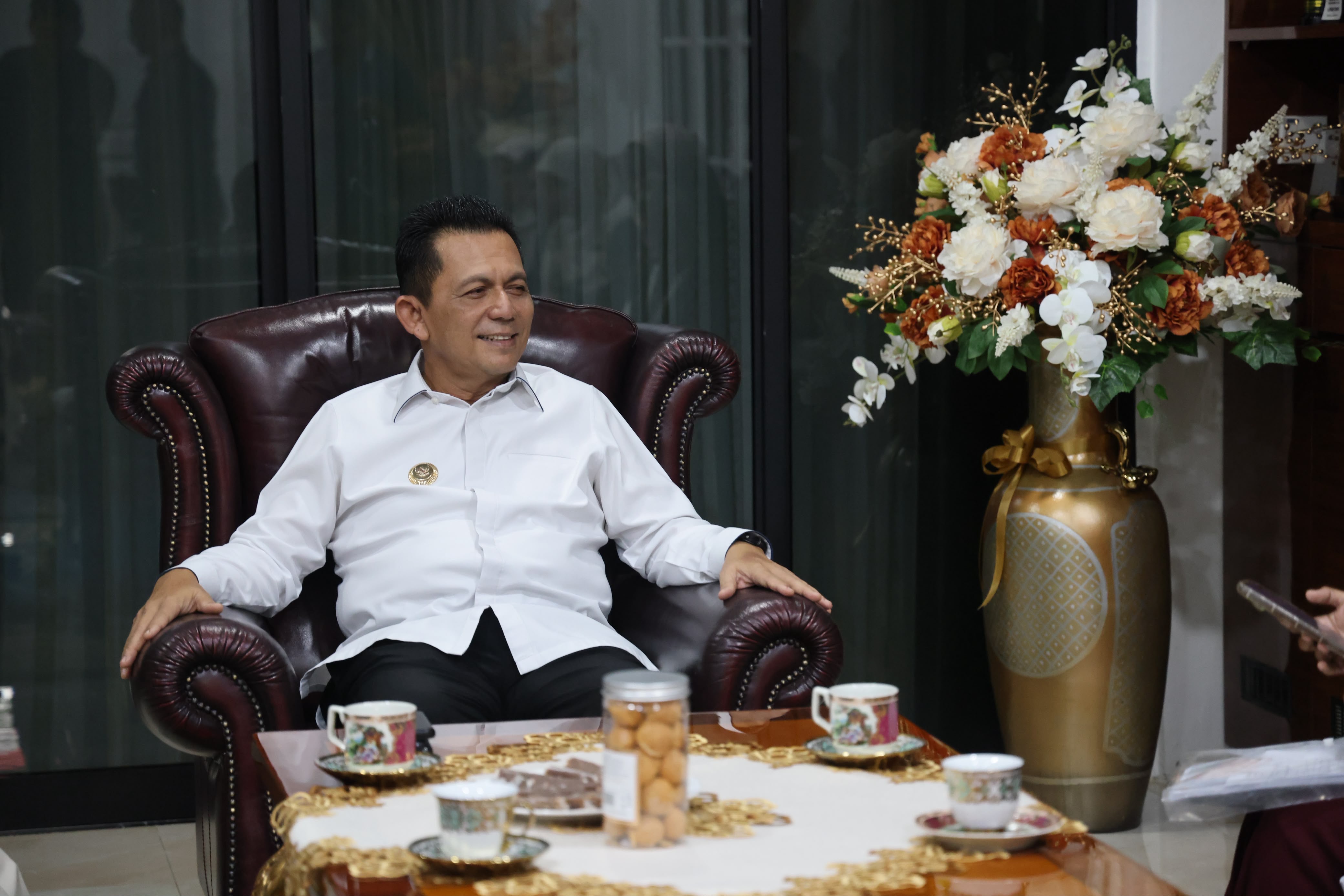 Gubernur Ansar Jadi Responden Perdana Sensus Ekonomi 2026, Ajak Masyarakat Kepri Berikan Data yang Akurat