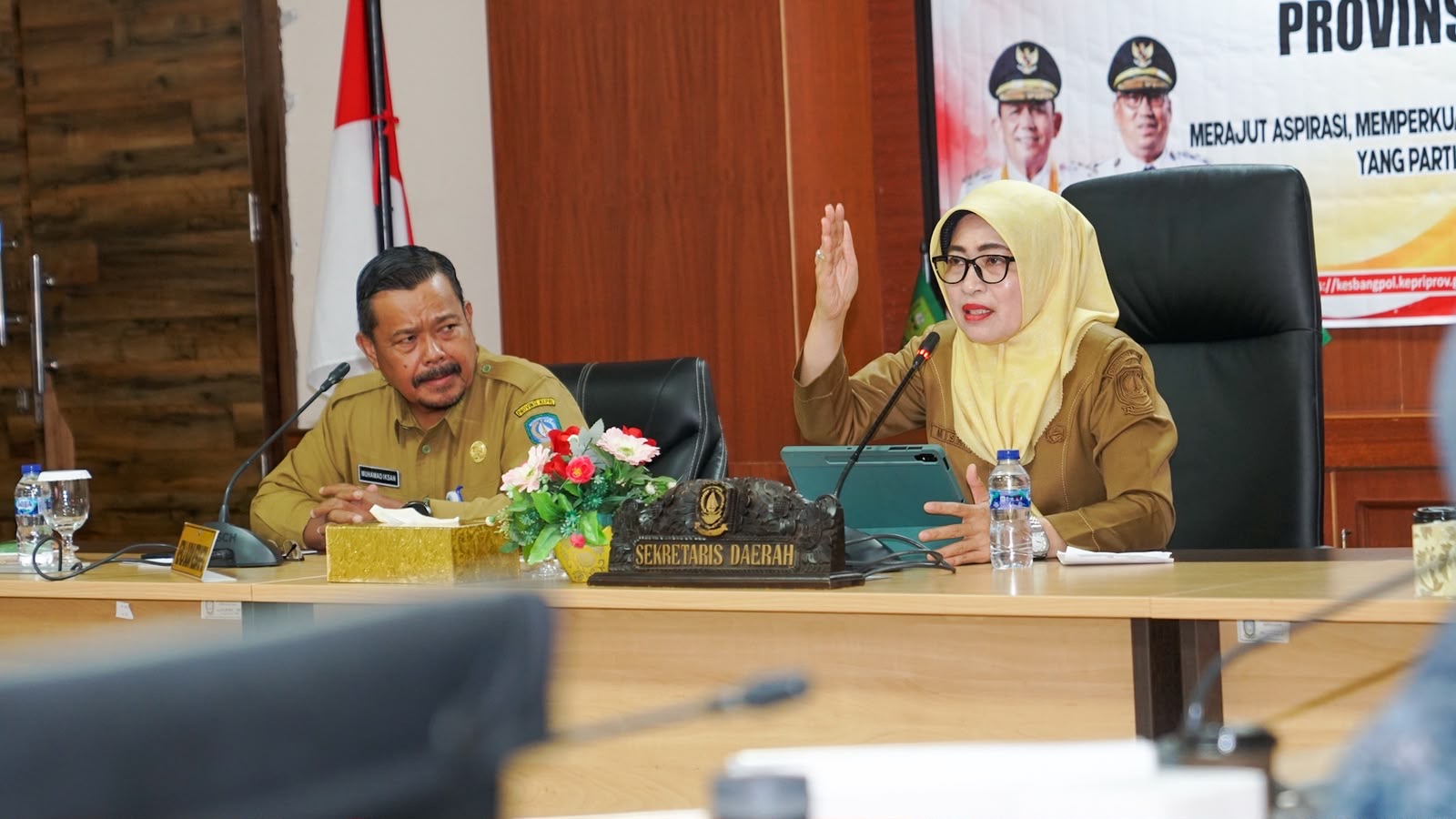 Sekda Misni Buka Forum Konsultasi Publik Bakesbangpol Kepri
Wadah Serap Aspirasi Publik