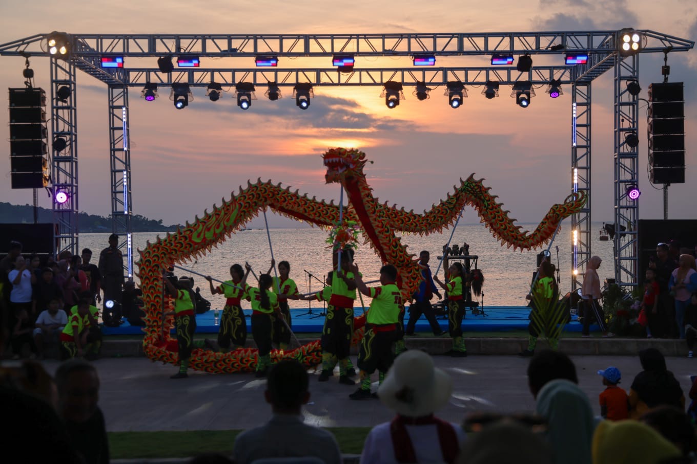 Parade Seni dan Budaya Nusantara Meriahkan Kemilau Nusantara Kepri 2026