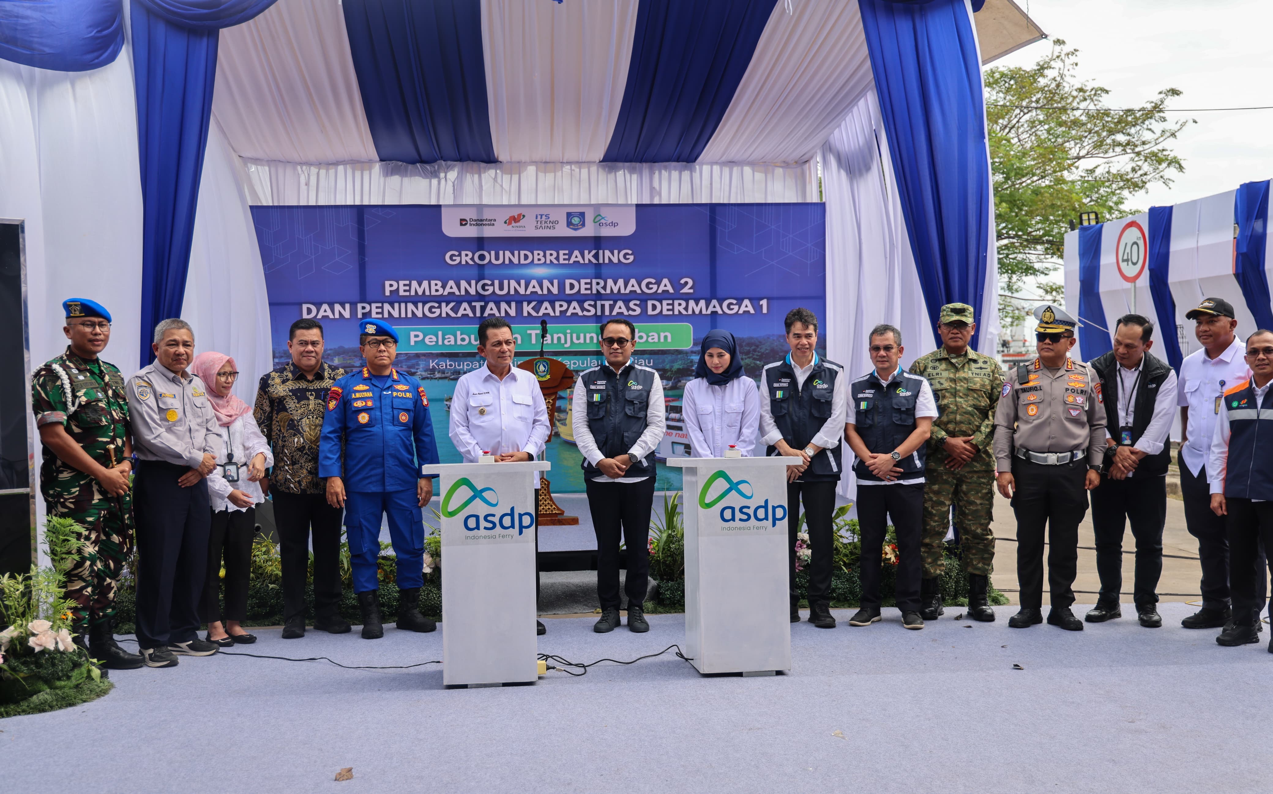 Perkuat Konektivitas, Pembangunan Dermaga II Tanjung Uban Resmi Dimulai