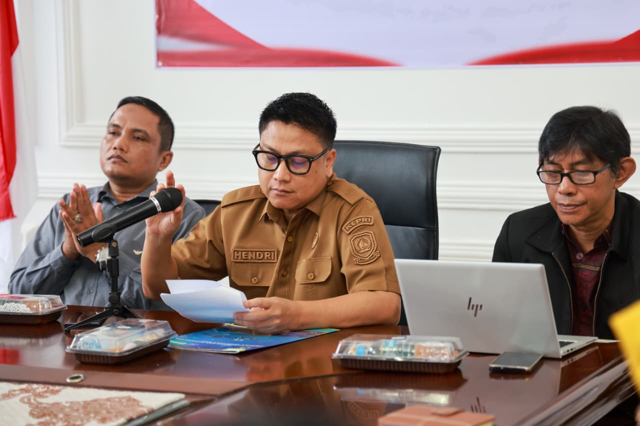 Kadis Kominfo Kepri Buka Bimtek SAQ Monev 2026, Siapkan 43 OPD Raih Predikat Informatif