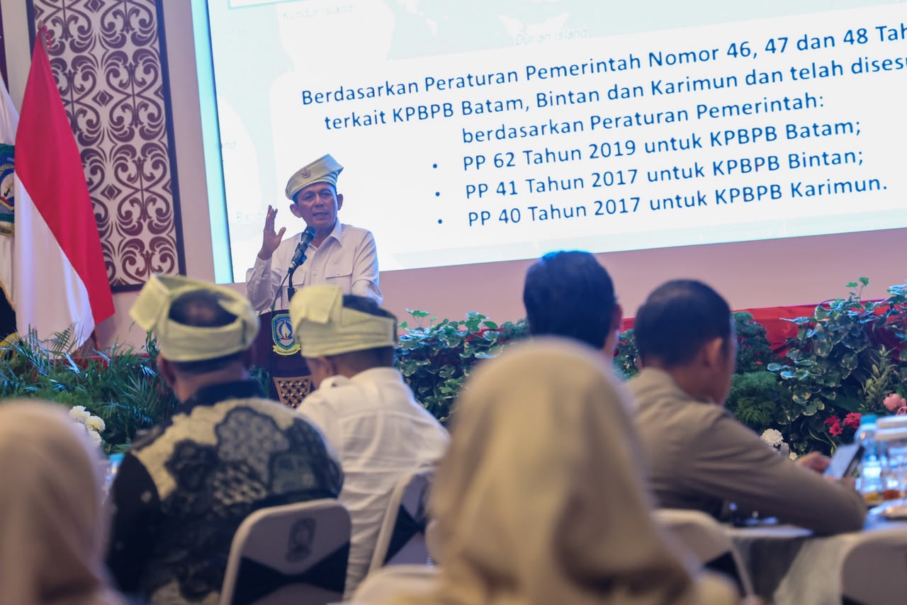 Gubernur Ansar Hadiri Pengukuhan KADIN Kepri 2026–2031, Dorong Kolaborasi Perkuat Ekonomi Daerah dan Nasional