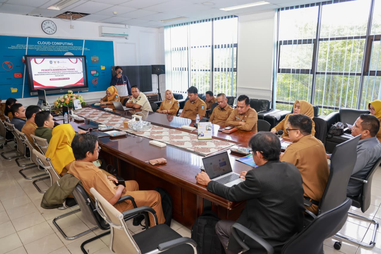 Kadis Kominfo Kepri Buka Bimtek SAQ Monev 2026, Siapkan 43 OPD Raih Predikat Informatif