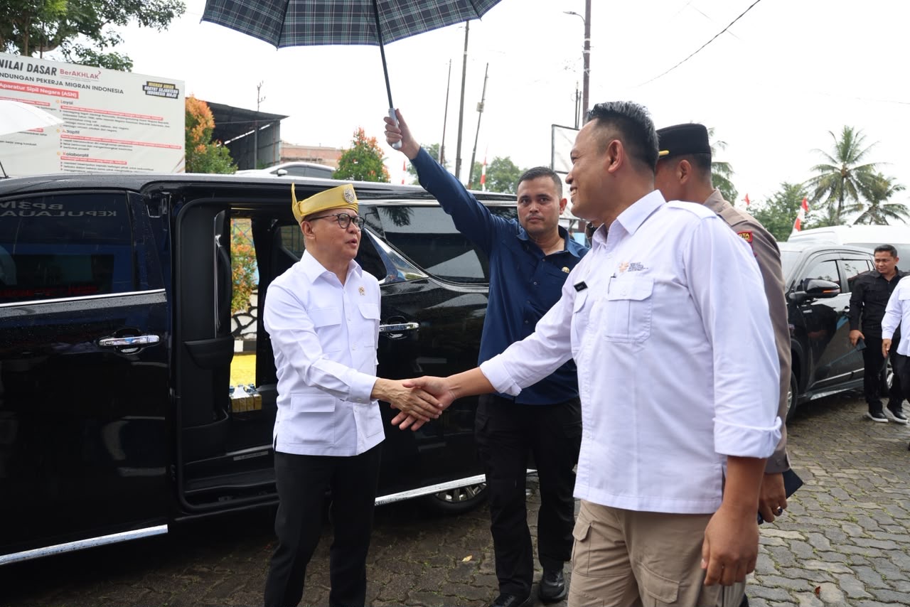 Menteri P2MI Tinjau BP3MI Kepri, Tekankan Pelayanan Prima dan Humanis bagi Pekerja Migran