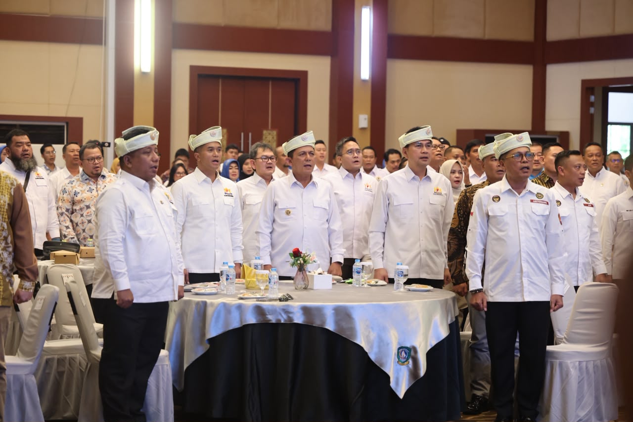 Gubernur Ansar Hadiri Pengukuhan KADIN Kepri 2026–2031, Dorong Kolaborasi Perkuat Ekonomi Daerah dan Nasional