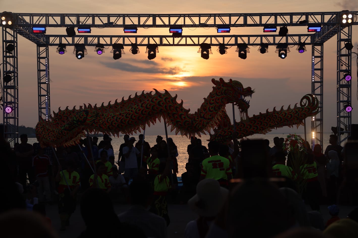 Parade Seni dan Budaya Nusantara Meriahkan Kemilau Nusantara Kepri 2026