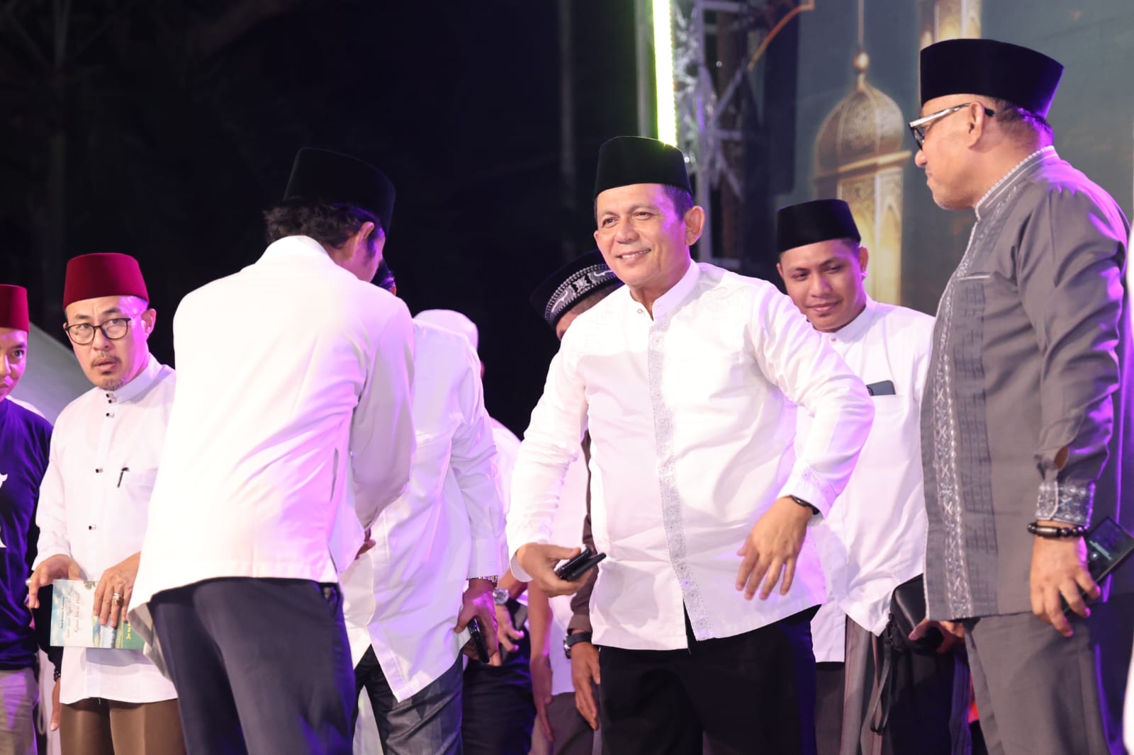 Gubernur Ansar Ajak Masyarakat Jadikan Tahun Baru Hijriah Momentum Muhasabah di Tanjungpinang Bermunajat 2026