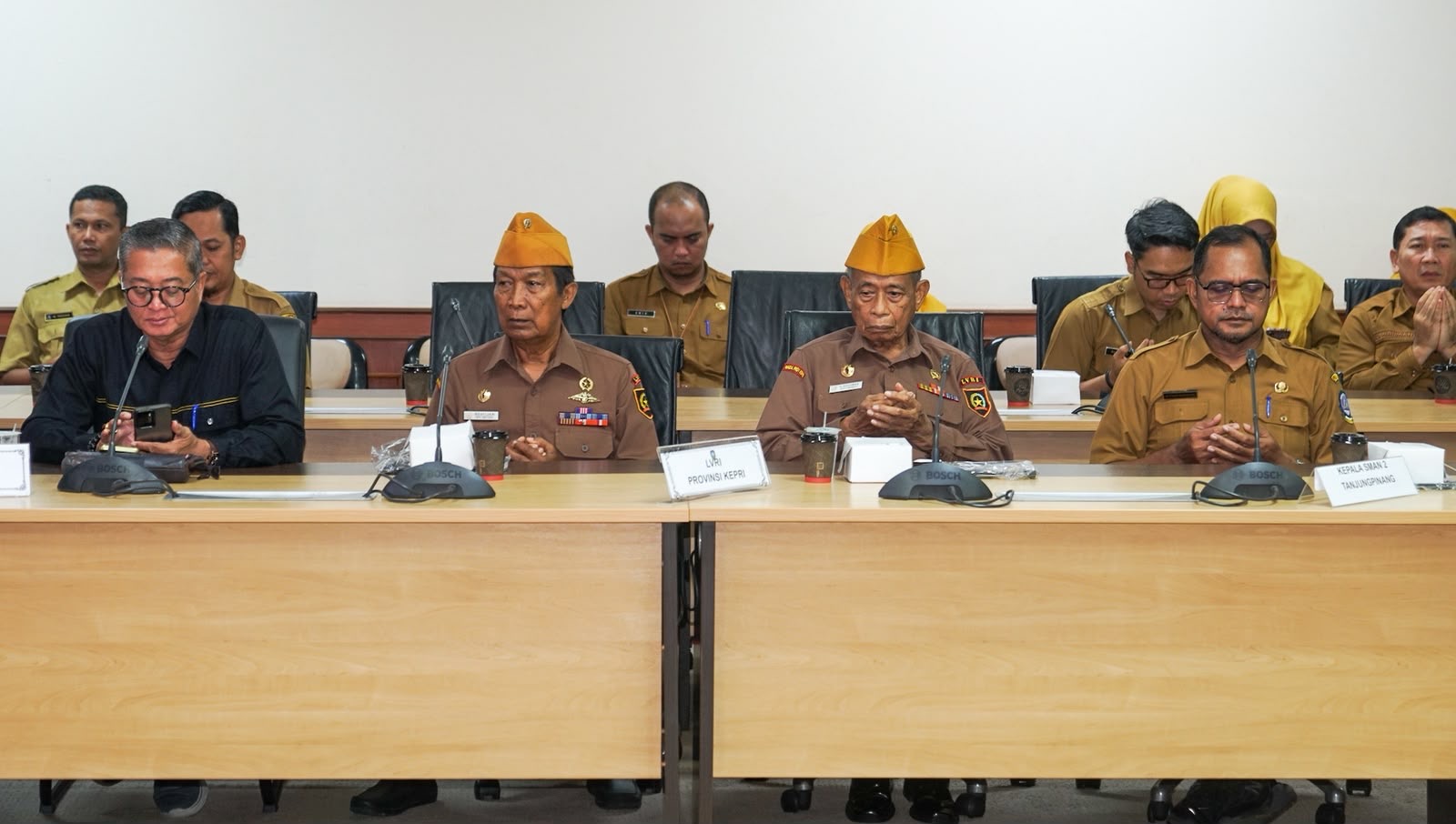 Sekda Misni Buka Forum Konsultasi Publik Bakesbangpol Kepri
Wadah Serap Aspirasi Publik