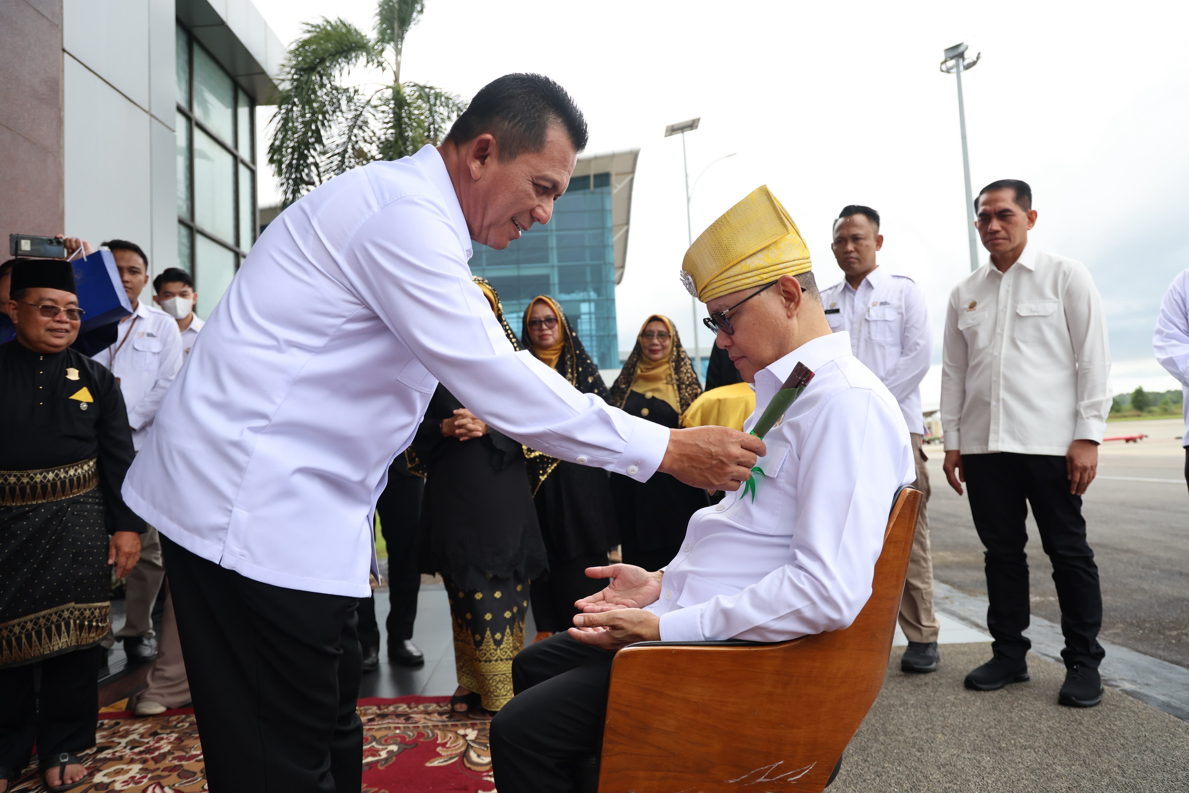 Menteri P2MI Tinjau BP3MI Kepri, Tekankan Pelayanan Prima dan Humanis bagi Pekerja Migran