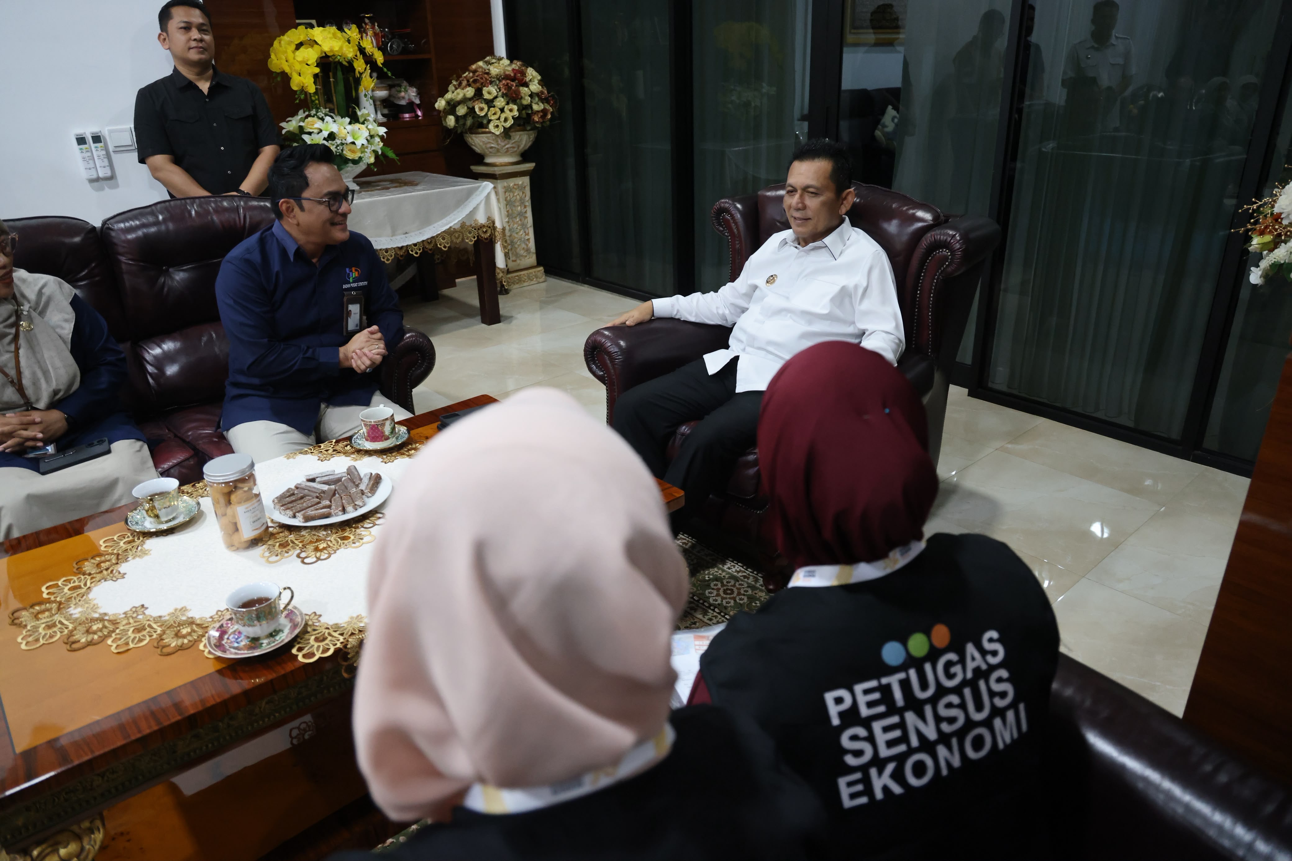Gubernur Ansar Jadi Responden Perdana Sensus Ekonomi 2026, Ajak Masyarakat Kepri Berikan Data yang Akurat