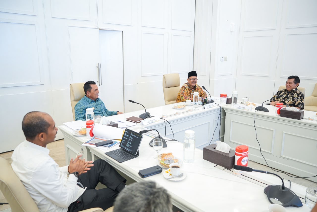 Audiensi dengan Menteri Bappenas, Gubernur Ansar Dorong Percepatan Penataan Kawasan Pulau Penyengat