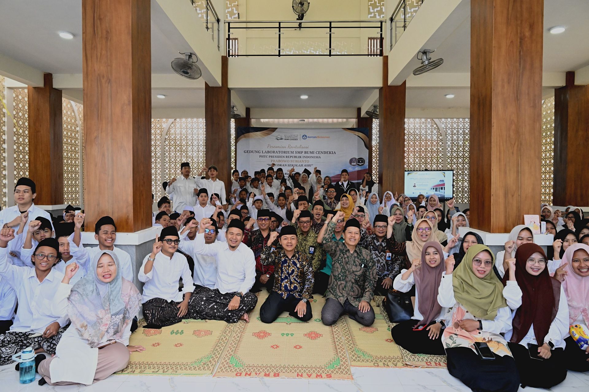 Melalui SE Pembatasan Gawai, Kemendikdasmen Hidupkan Kembali Ruang Interaksi Murid di Sekolah